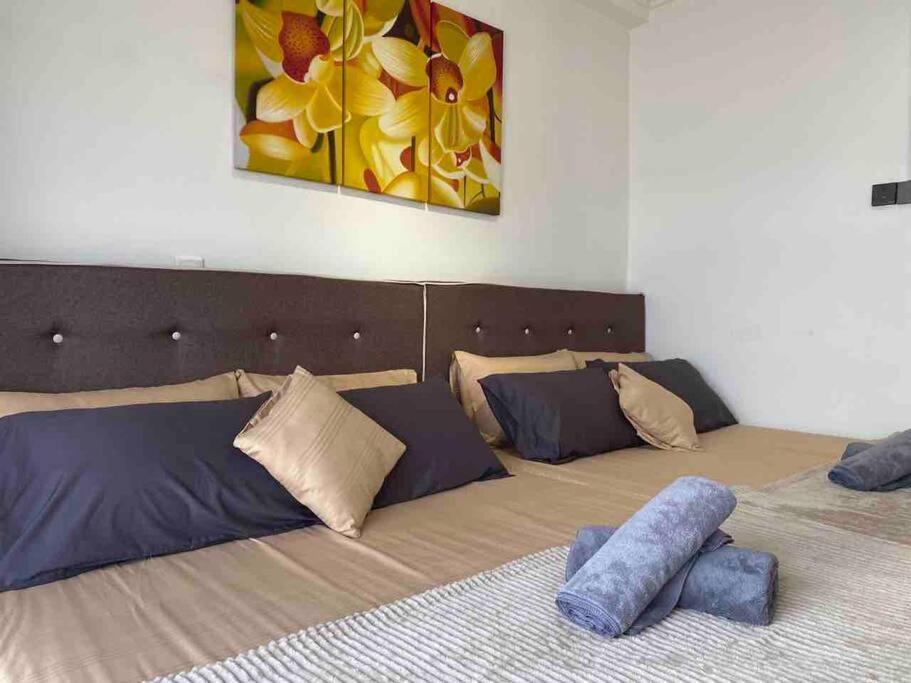 2 Bedroom Apartment Next To Historical Spots Malacca Exterior photo