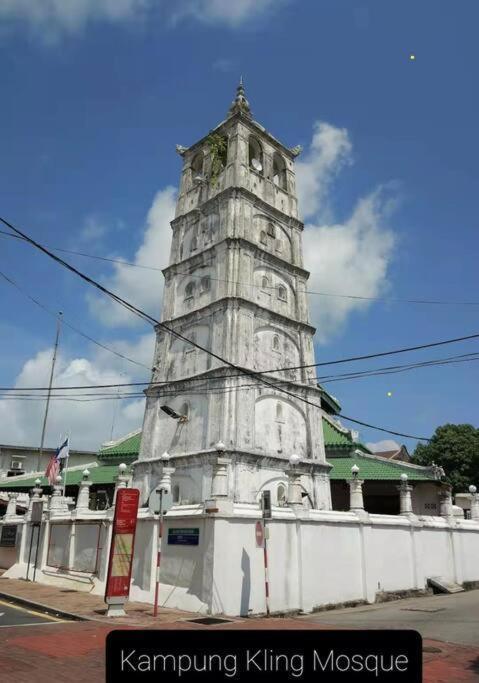 2 Bedroom Apartment Next To Historical Spots Malacca Exterior photo